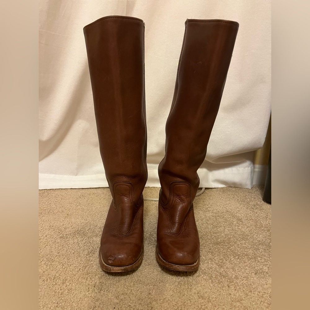 Tall brown frye campus boots. Size 7.5.